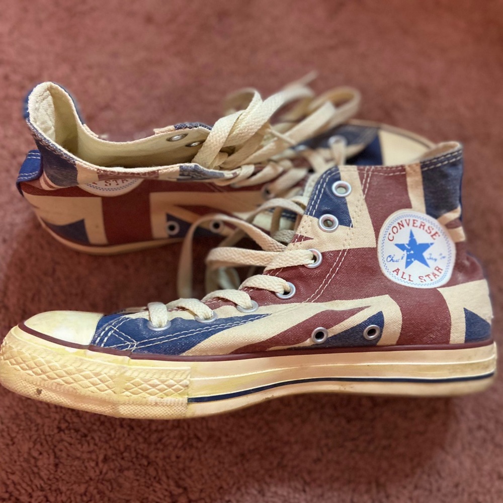 Union Jack Converse